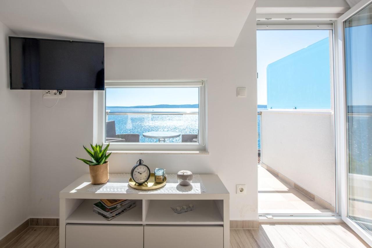 Apartments Amneris Trogir Eksteriør billede