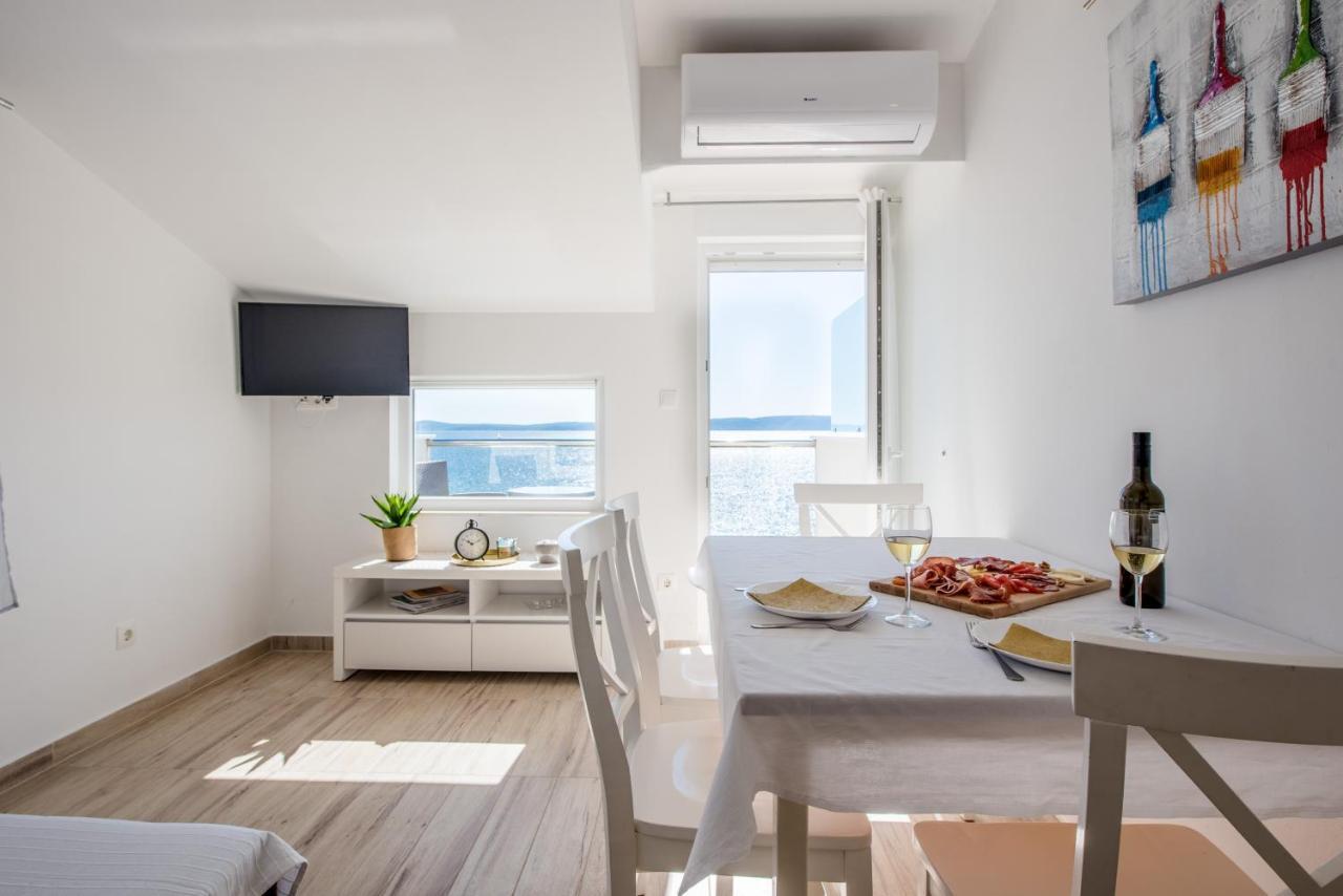 Apartments Amneris Trogir Eksteriør billede
