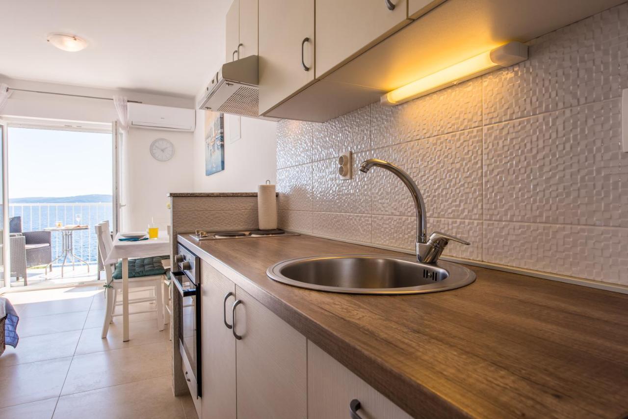 Apartments Amneris Trogir Eksteriør billede