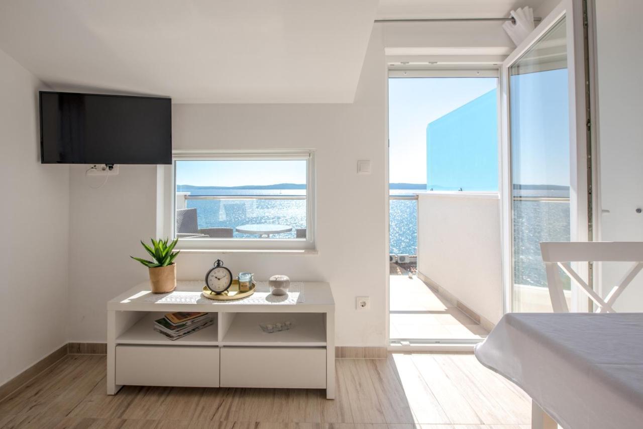 Apartments Amneris Trogir Eksteriør billede